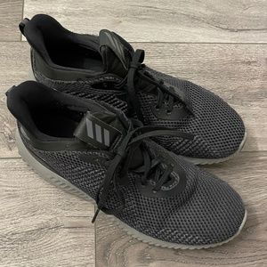 Women’s Adidas Alphabounce 1 sz 9